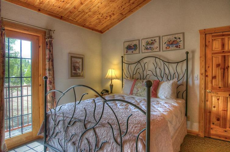 مبيت وإفطار Wild Horse Inn