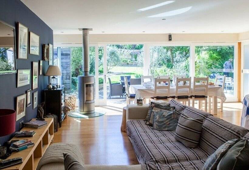 Birch House Bed & Breakfast