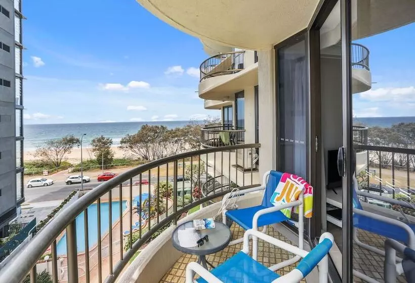 Boulevard North Holiday Apartments