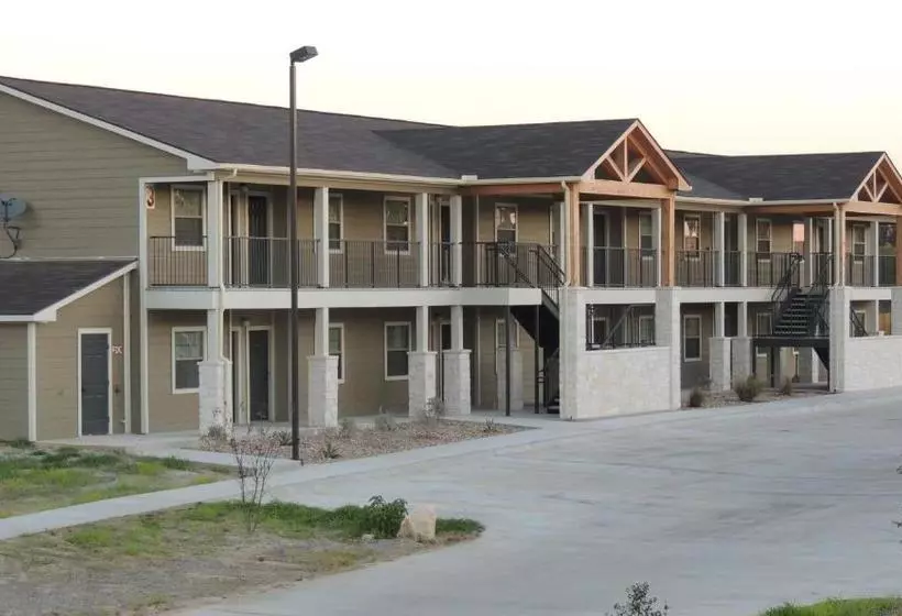 Eagle S Den Three Rivers Texas A Travelodge By Wyndham