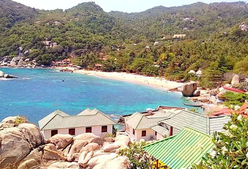 Family Tanotebay Resort