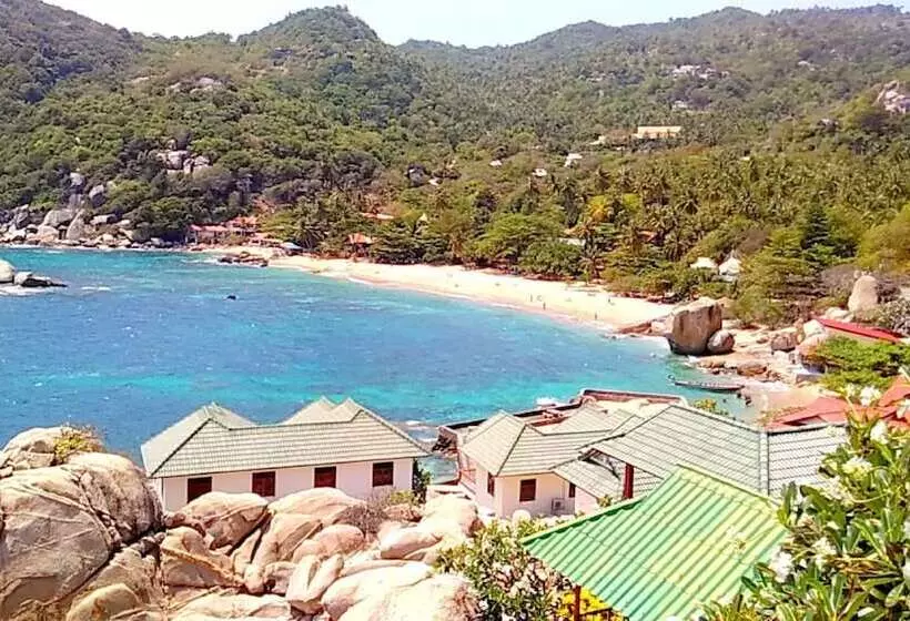 Family Tanotebay Resort