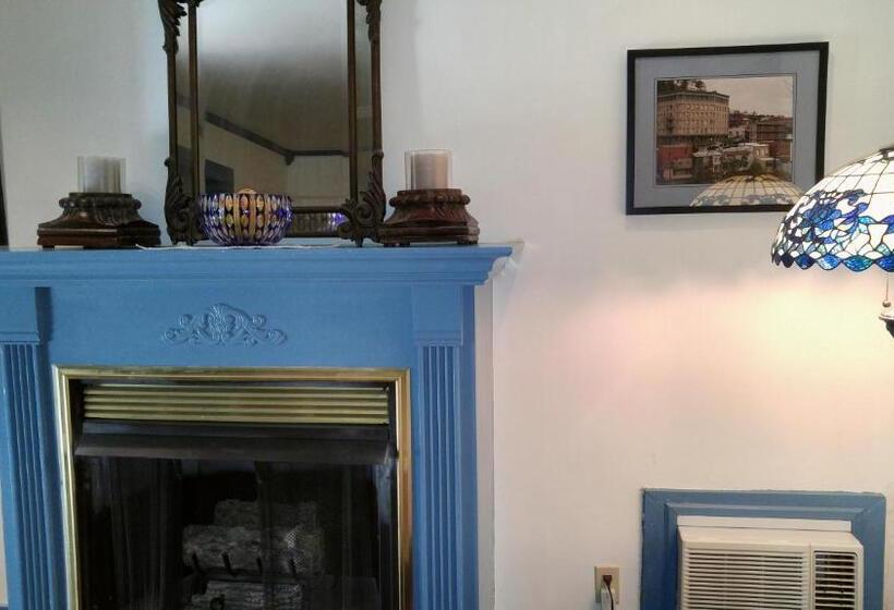 Hidden Springs Bed And Breakfast