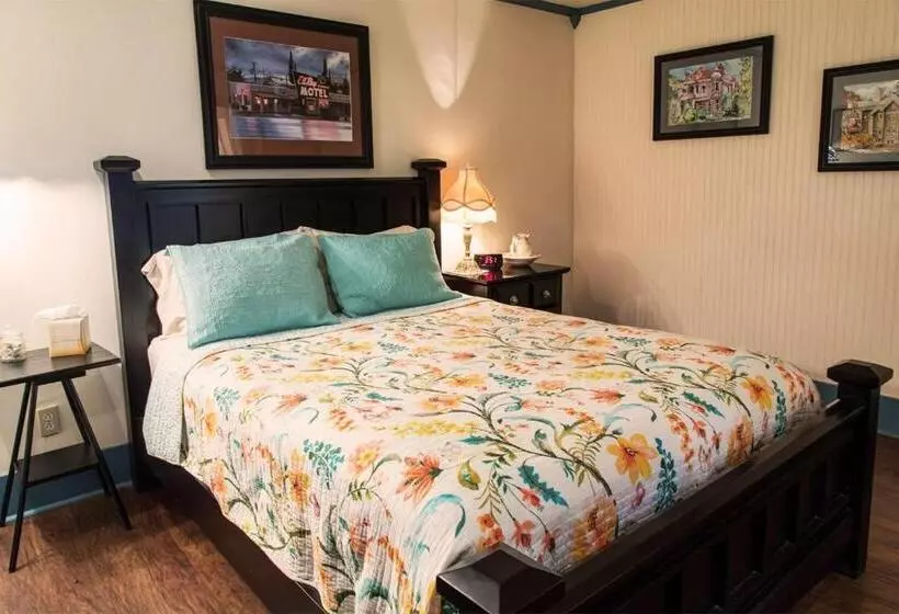 Hidden Springs Bed And Breakfast