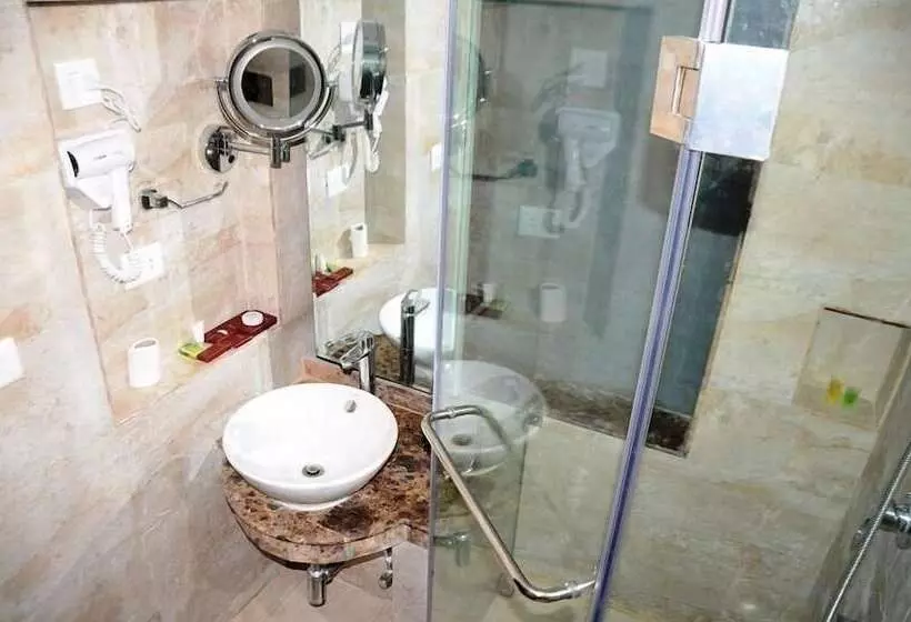 Hilltake Wellness Resort And Spa