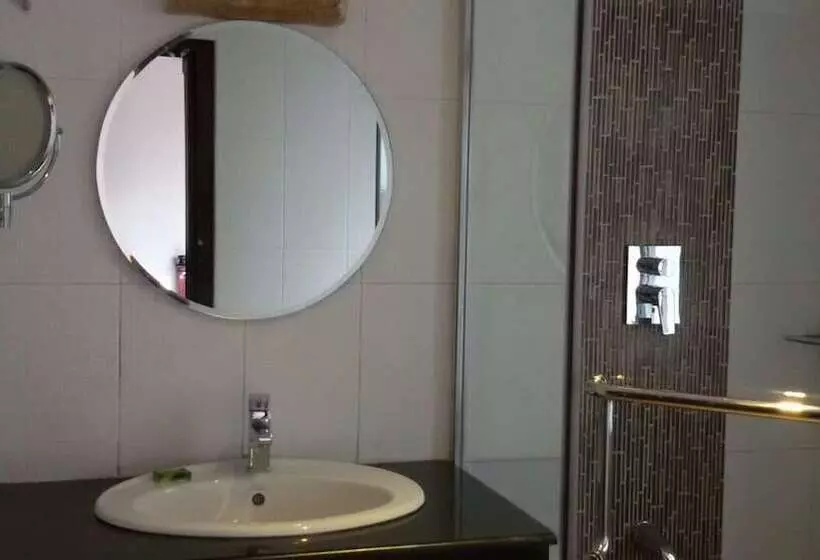 Hilltake Wellness Resort And Spa