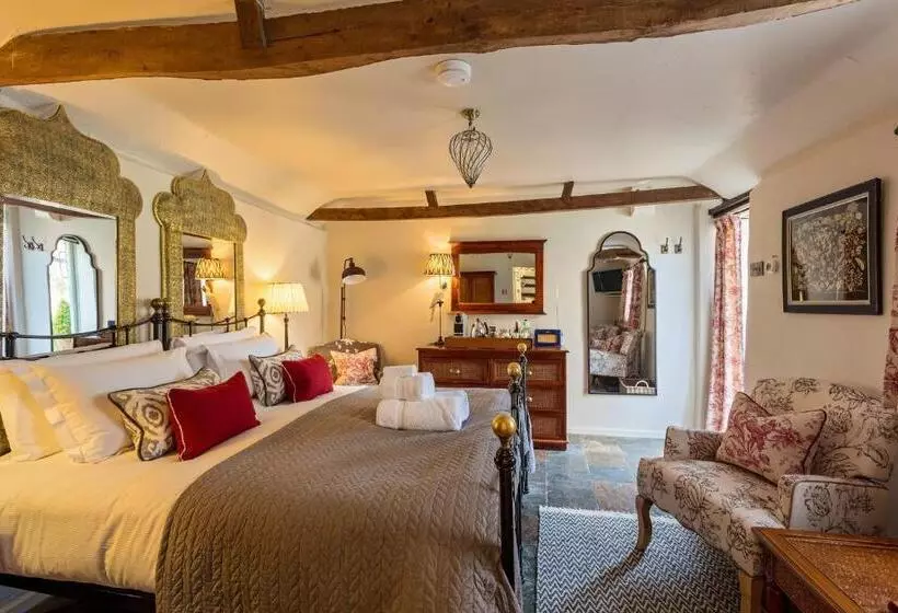 Holly Lodge Boutique B&b