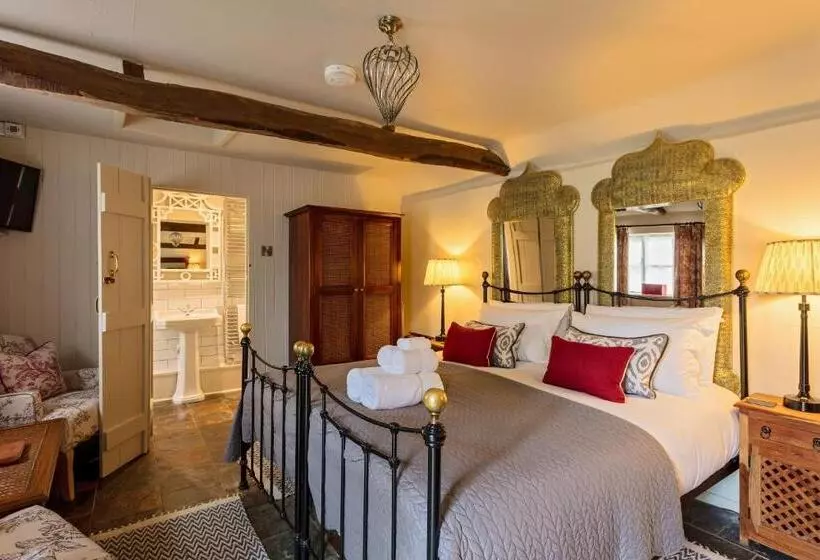 Holly Lodge Boutique B&b