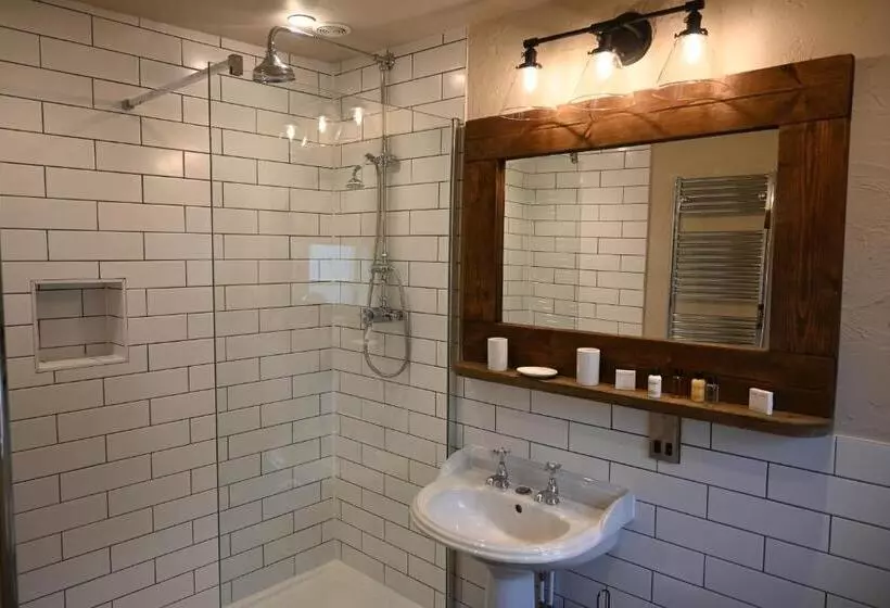 Holly Lodge Boutique B&b