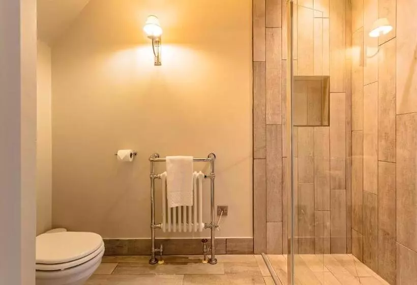 Holly Lodge Boutique B&b