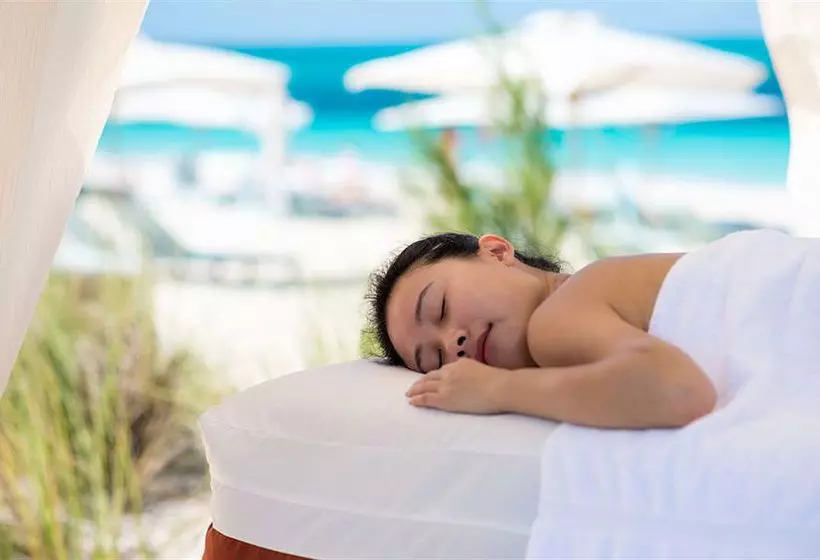 هتل Beach House  All Inclusive Adults Only