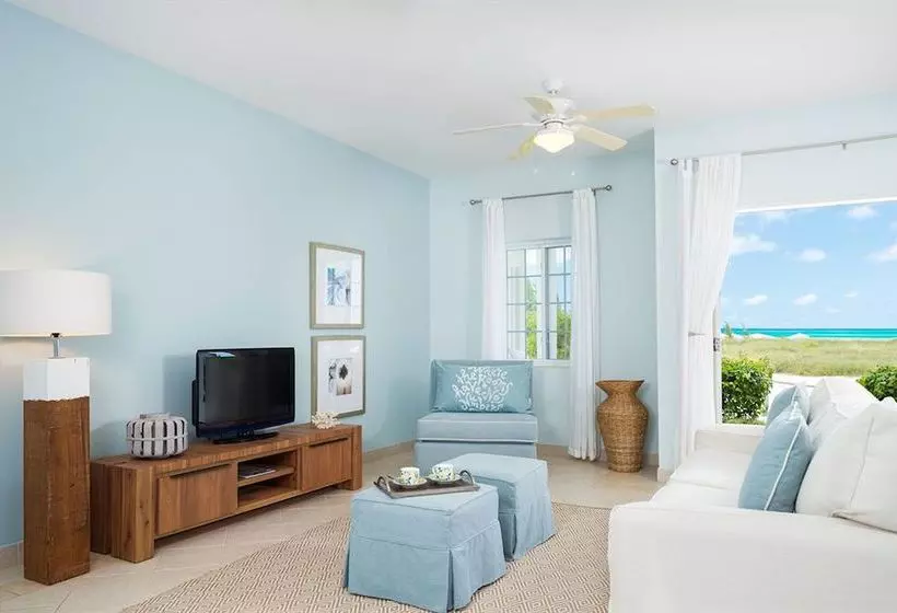 هتل Beach House  All Inclusive Adults Only