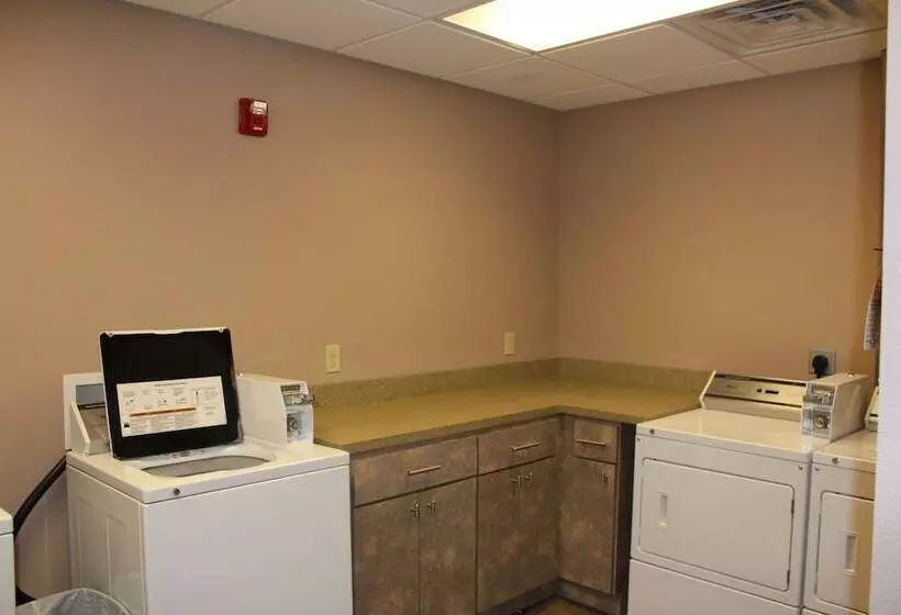 Hotelli Bell S Extended Stay And Suites