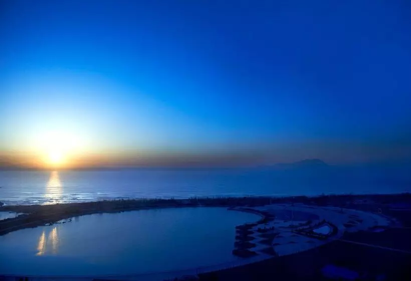 בית מלון כפרי Four Points By Sheraton Qingdao, West Coast