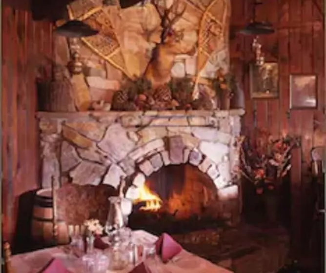 ホテル Narrow Gauge Inn
