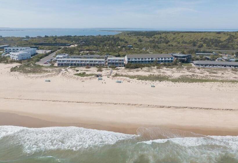 فندق Sea Crest Resort