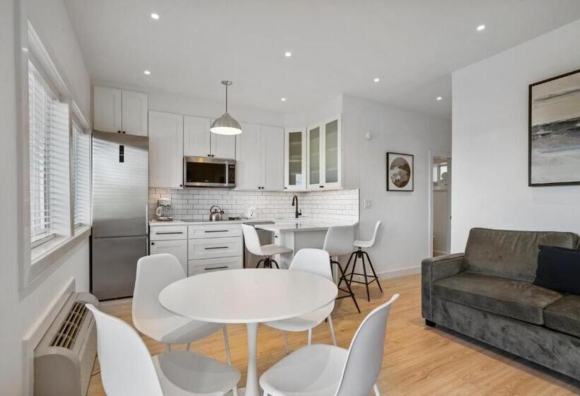 فندق Sea Crest Resort