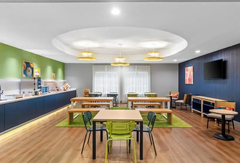 Hotelli Spark By Hilton Missouri City