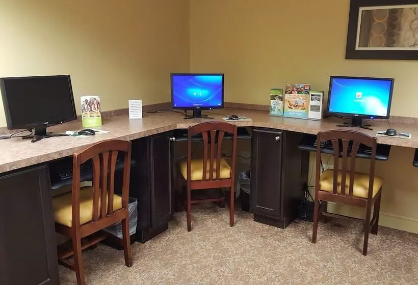 Hotelli The Colonies At Williamsburg