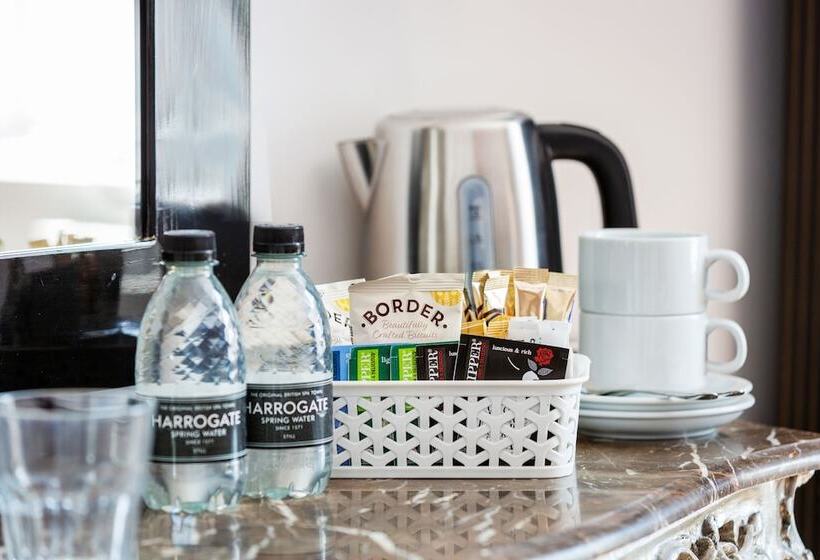 Hotel The Craven Heifer Addingham