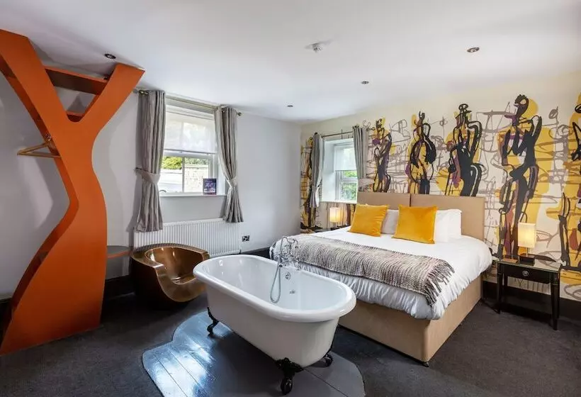 فندق The Craven Heifer Addingham