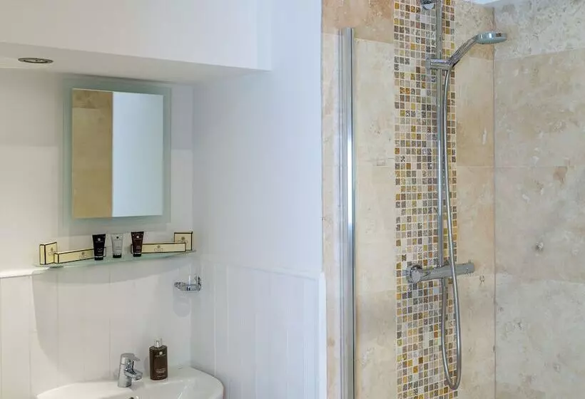 فندق The Craven Heifer Addingham