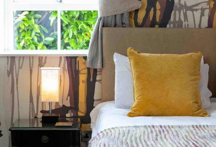 Hotel The Craven Heifer Addingham