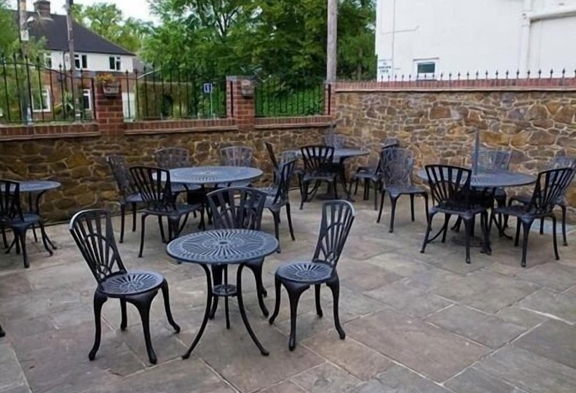 فندق The Heath Inn