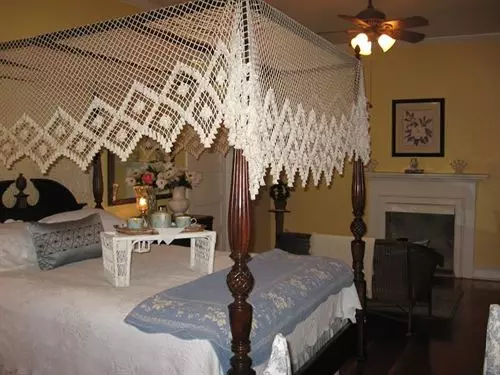 Magnolia Cottage Bed And Breakfast