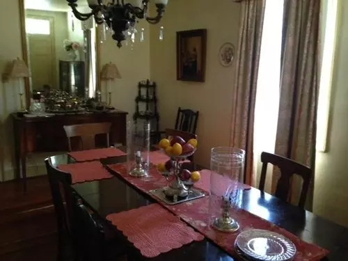 Magnolia Cottage Bed And Breakfast