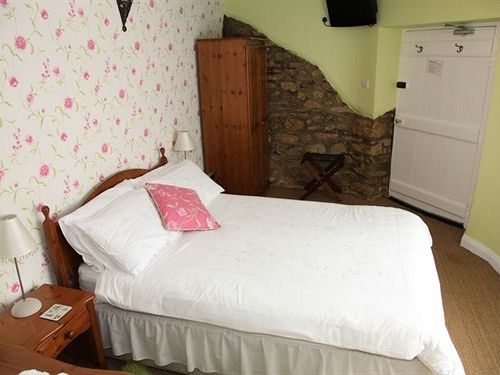 بنسيون Burnley House