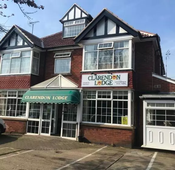 Pensão Clarendon Lodge   Accommodation Only