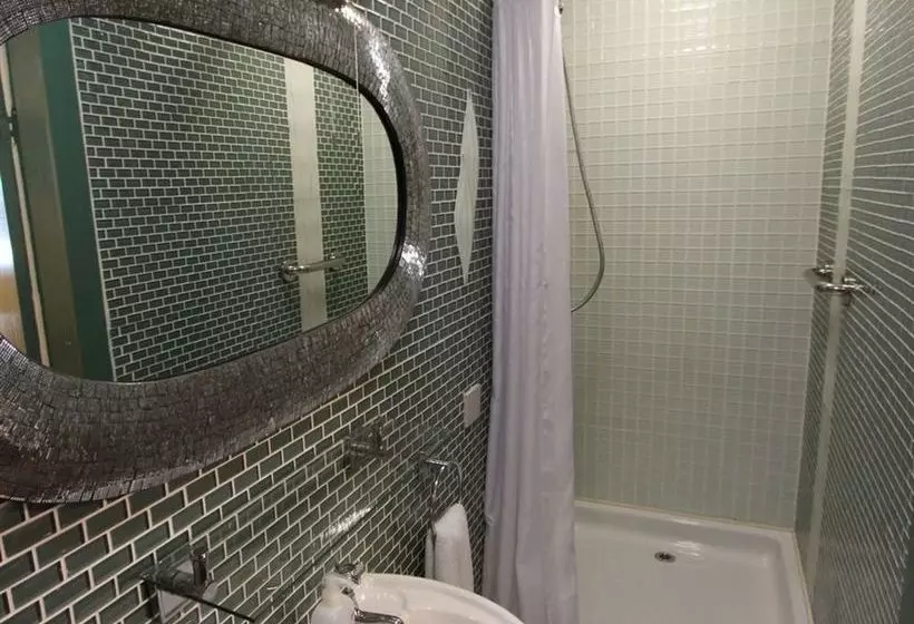 ペンション Henley Boutique Lodges