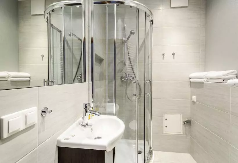 Triton Park Apartments