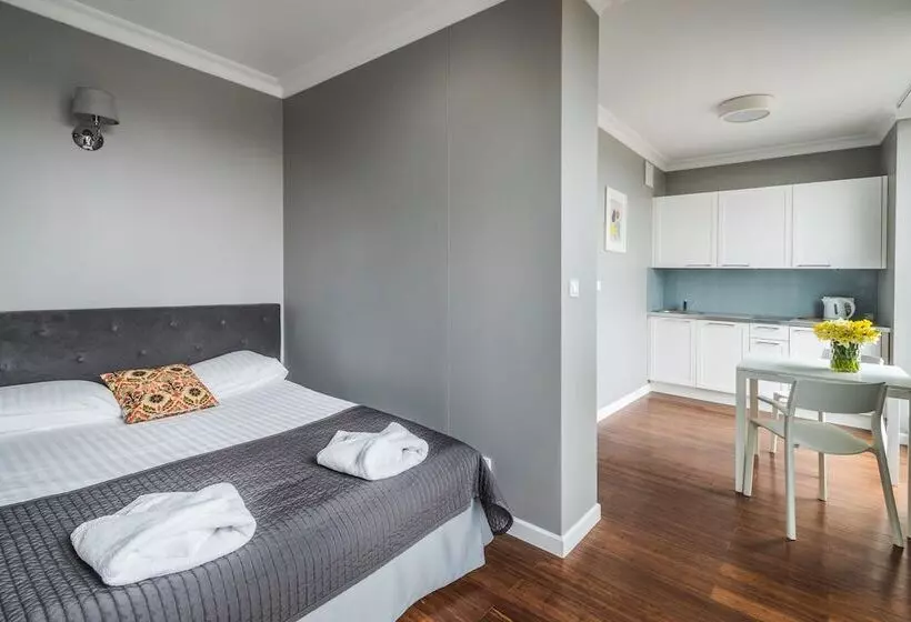 Triton Park Apartments