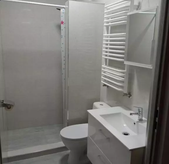 ユースホステル Czerwony Szafir Grodzisk