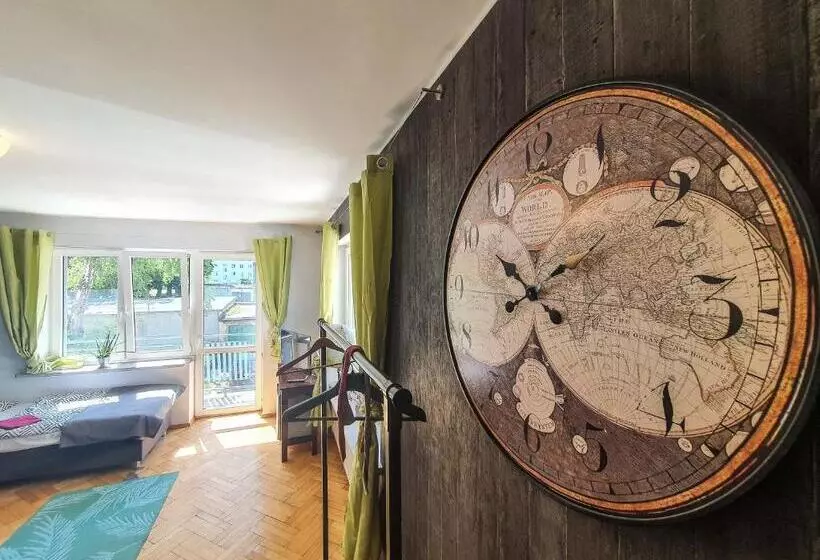 Retkeilymaja Mazurska 8a