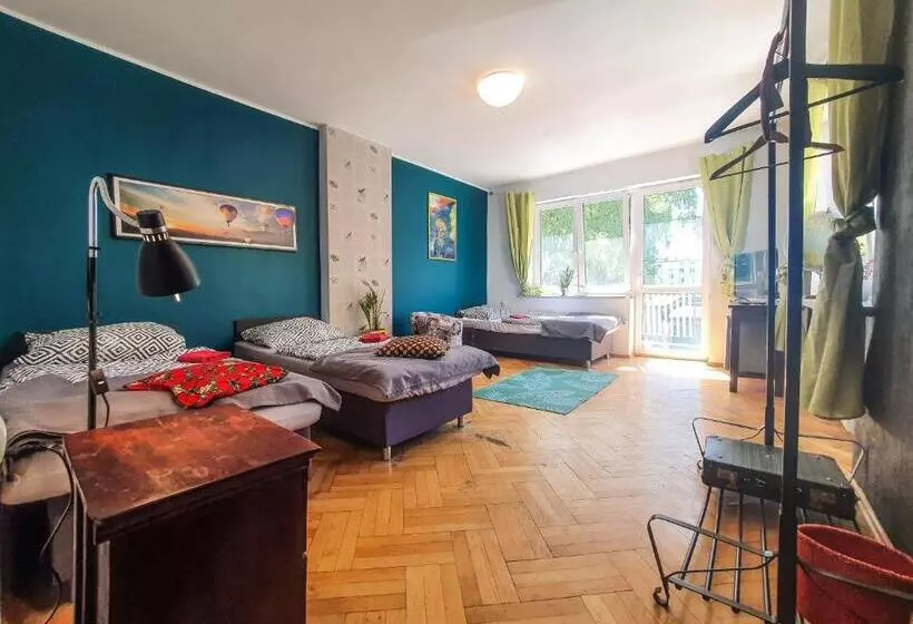 Retkeilymaja Mazurska 8a