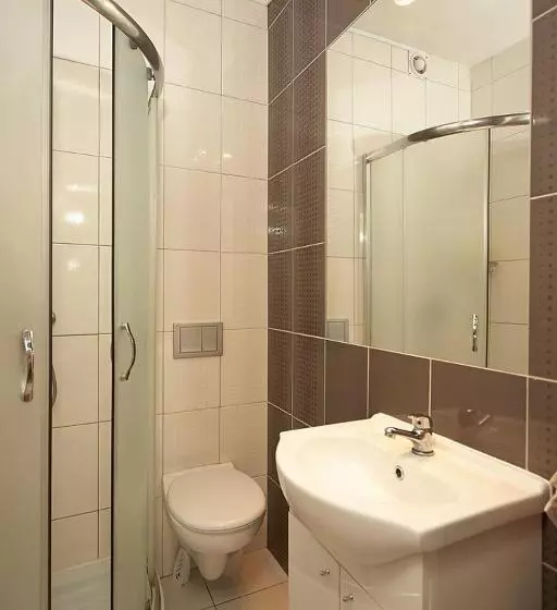 Retkeilymaja Mazurska 8a