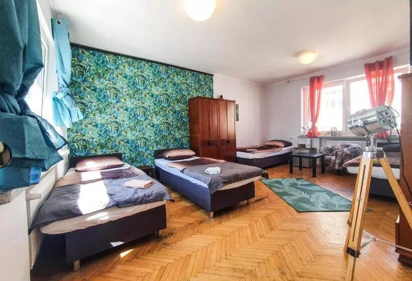 Retkeilymaja Mazurska 8a