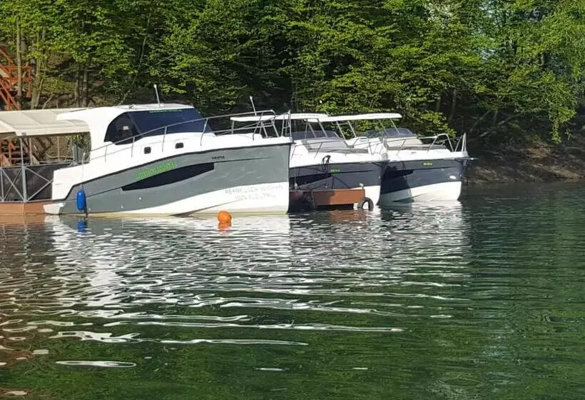 Retkeilymaja Noclegi Reda