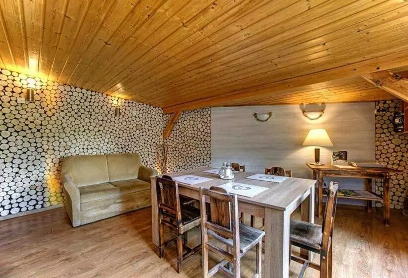 Retkeilymaja Noclegi Reda