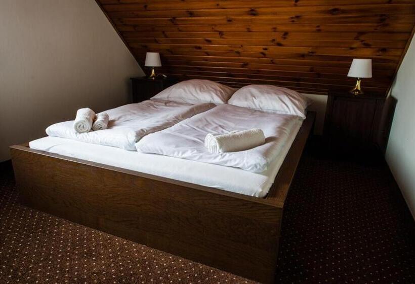 فندق صغير Zajazd Góra św. Anny