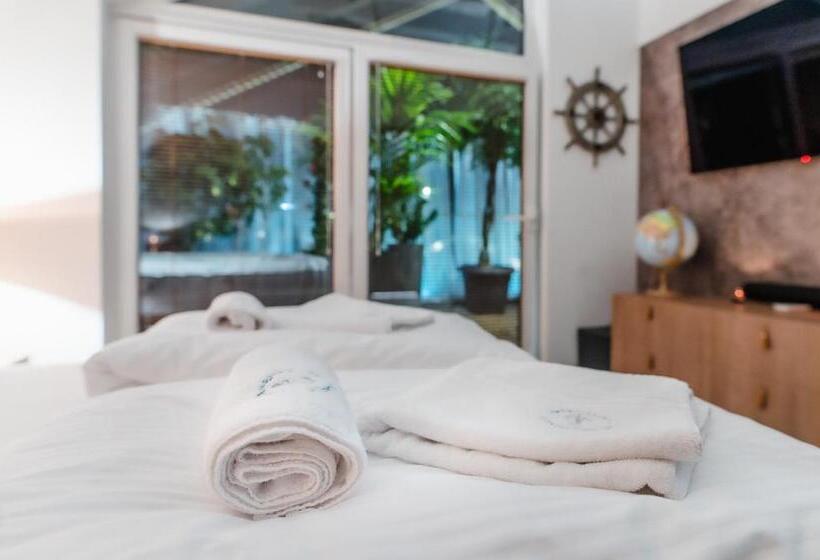 Apartamenty Kapitańskie Pływające