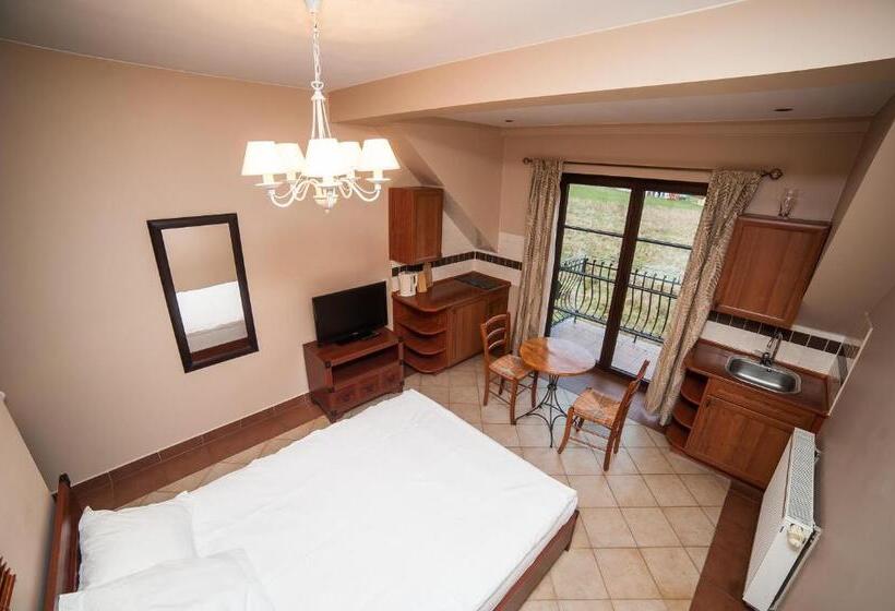 تختخواب و صبحانه Apartamenty Dom Na Wzgórzu Gardenia