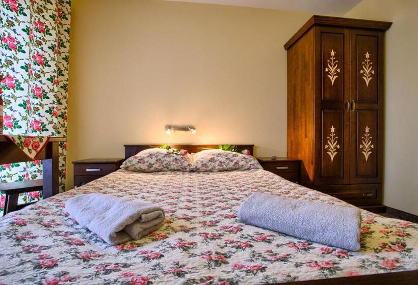 민박 Apartamenty I Pokoje W Willi Na Ubocy