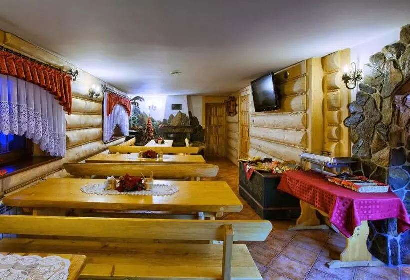 Aamiaismajoitus (B&B) Apartamenty I Pokoje W Willi Na Ubocy