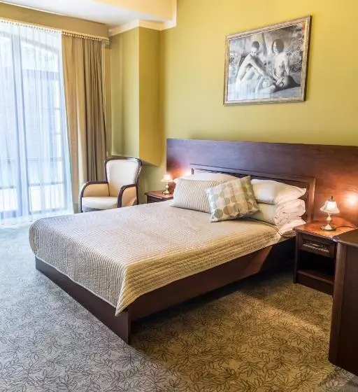 Aamiaismajoitus (B&B) Dworek Korytków