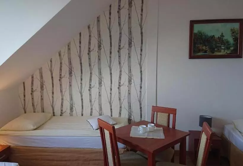 Aamiaismajoitus (B&B) Letnia Willa Jacuzzi & Sauna