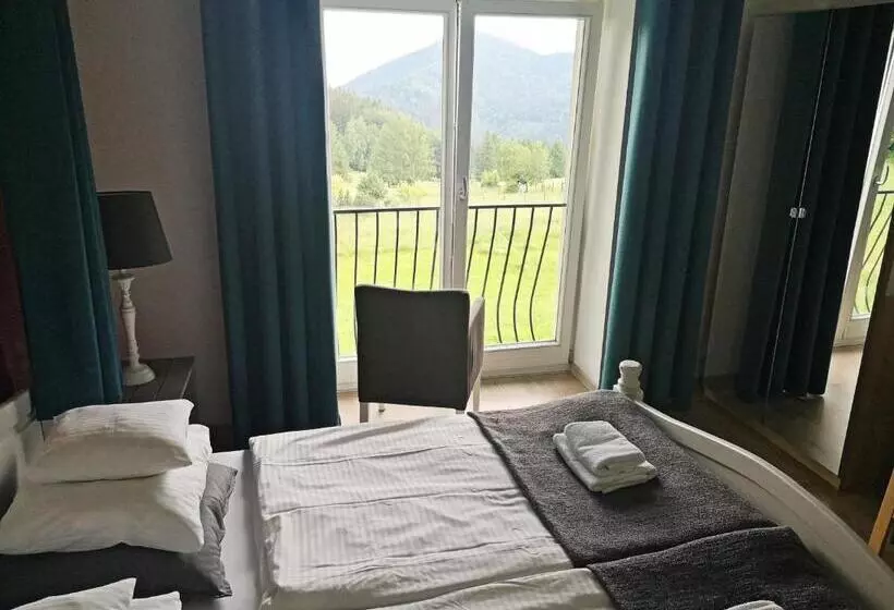 ベッドアンドブレックファースト Orańska